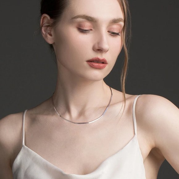 Luxurious 20 Inch Herringbone Necklace, Stamped .925 Sterling Silver - Picture 8 of 8